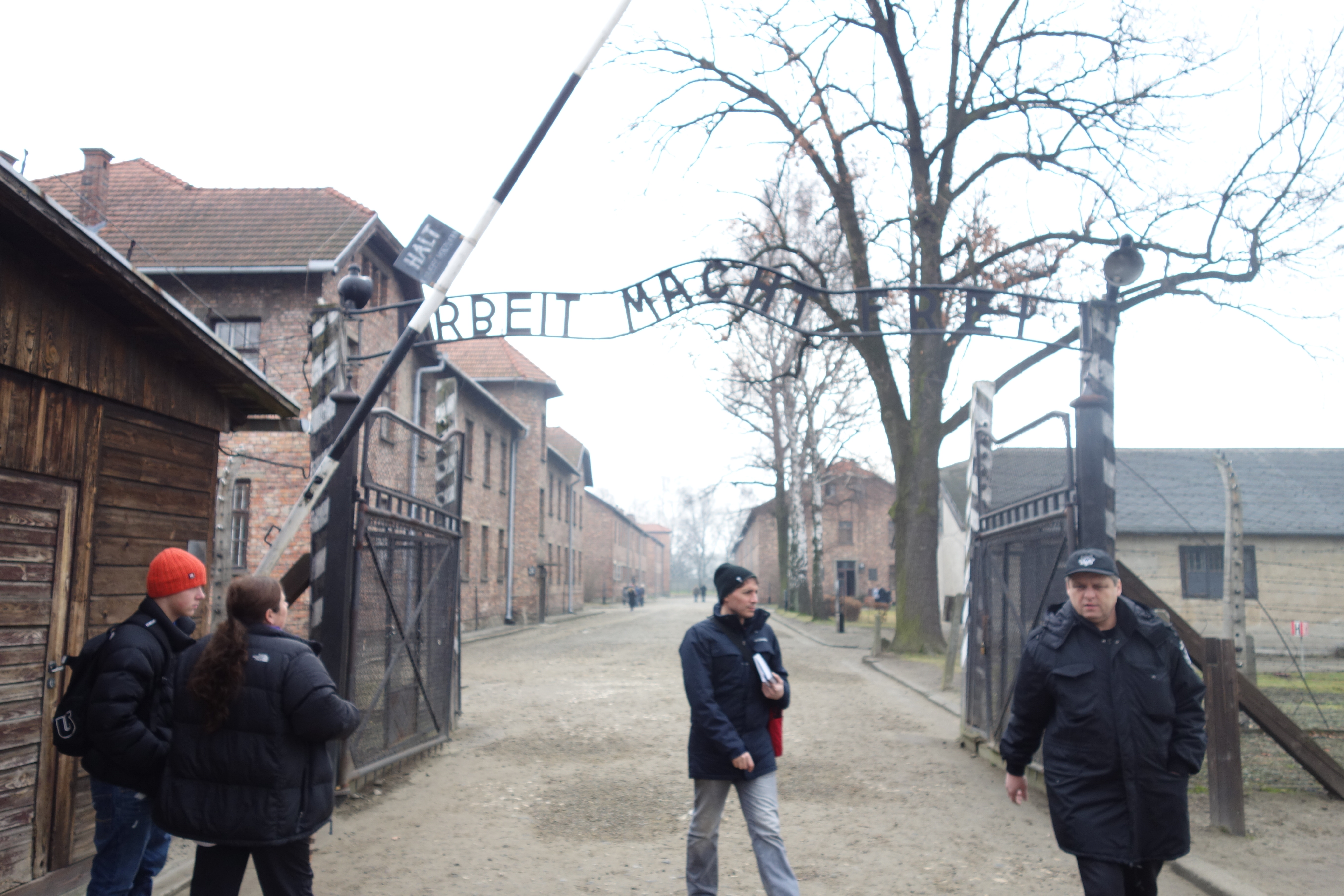 ポーランド旅行記 クラクフ編 アウシュビッツ強制収容所 しあわせパンライフ